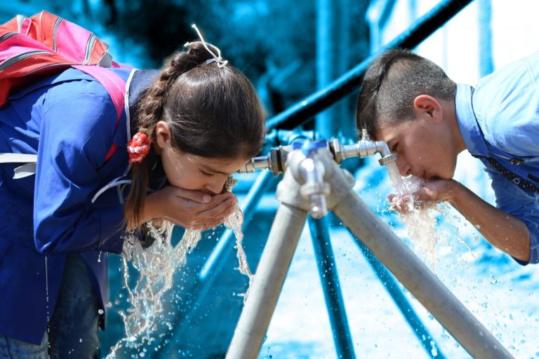 Gaza’s Water Lifeline Severed as Conflict Displaces Thousands More